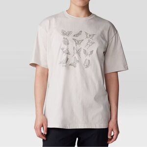 Mountain Hardwear Women's Butterflies Boxy Talc Large Short Sleeve Cotton